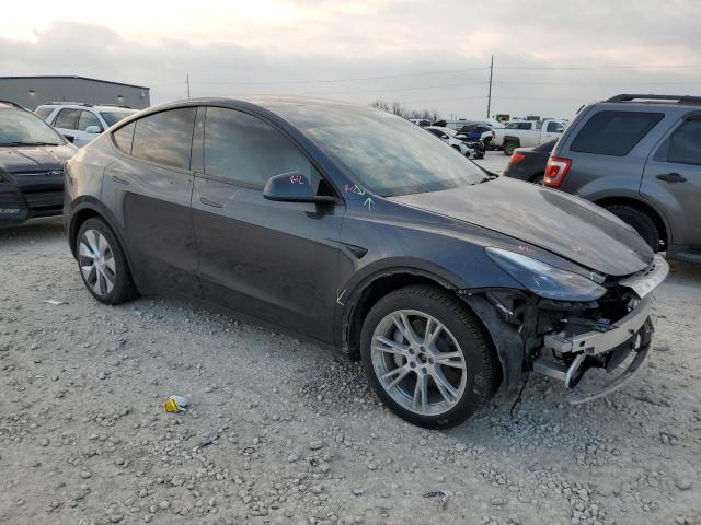2024 TESLA MODEL Y 7SAYGDEE0RA281709
