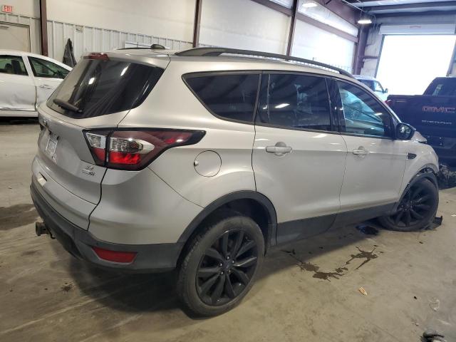 Vin: 1fmcu9g93hub49402, lot: 49229065, ford escape se 20173