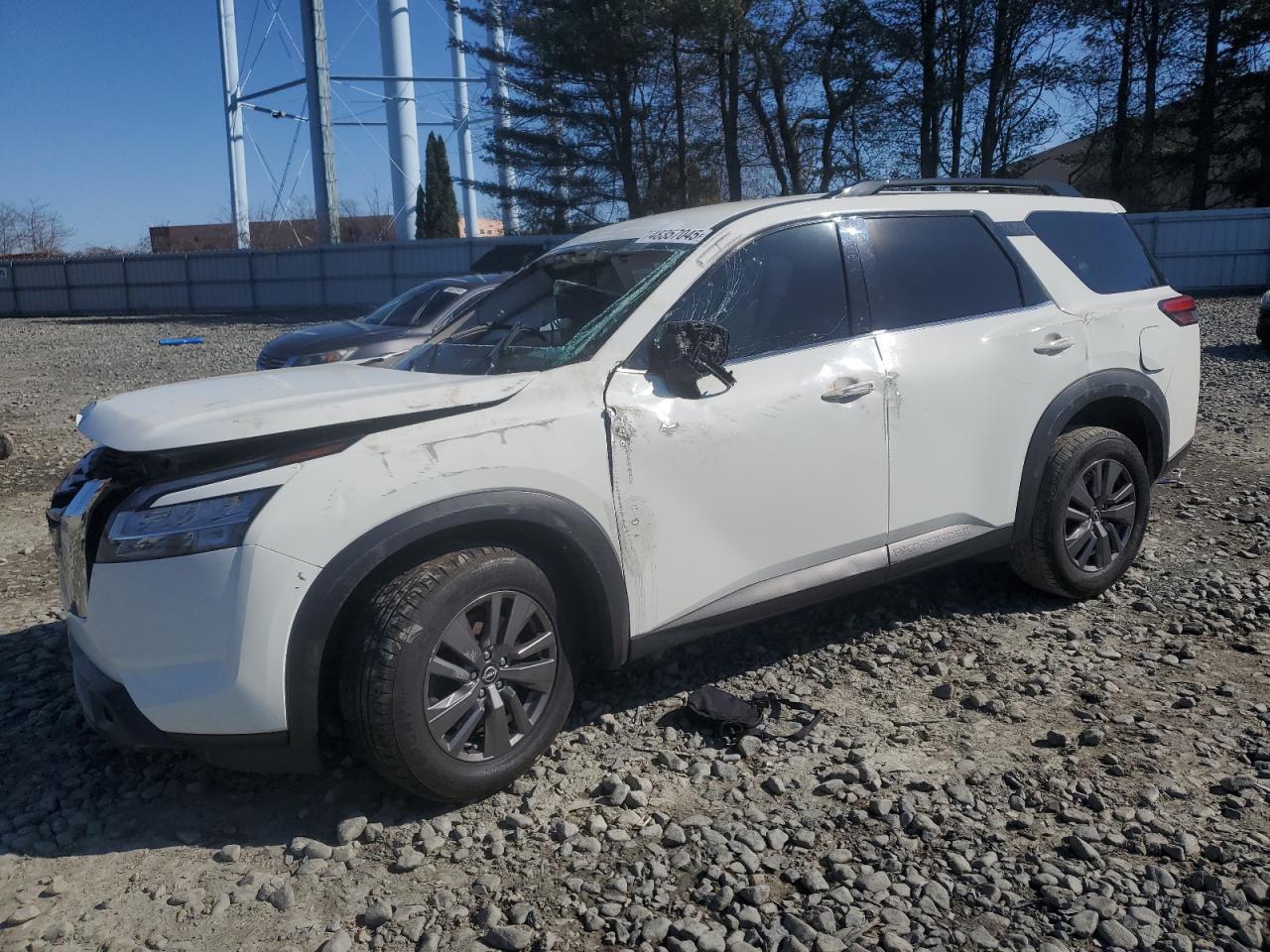 NISSAN PATHFINDER SV