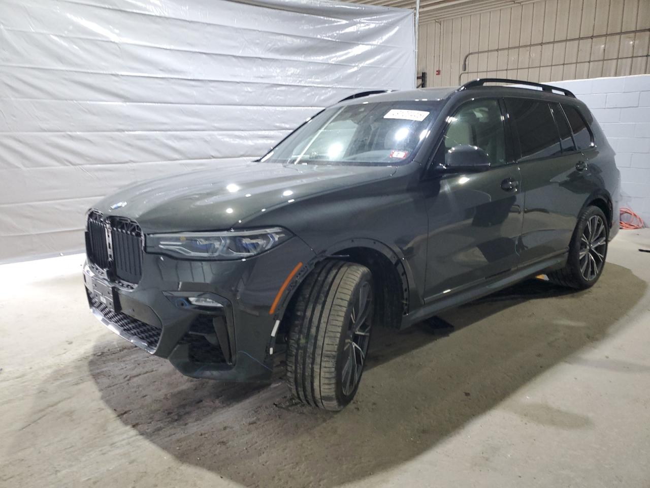 BMW X7 M50I