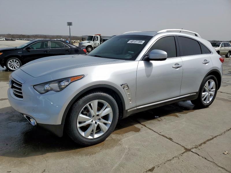 INFINITI QX70