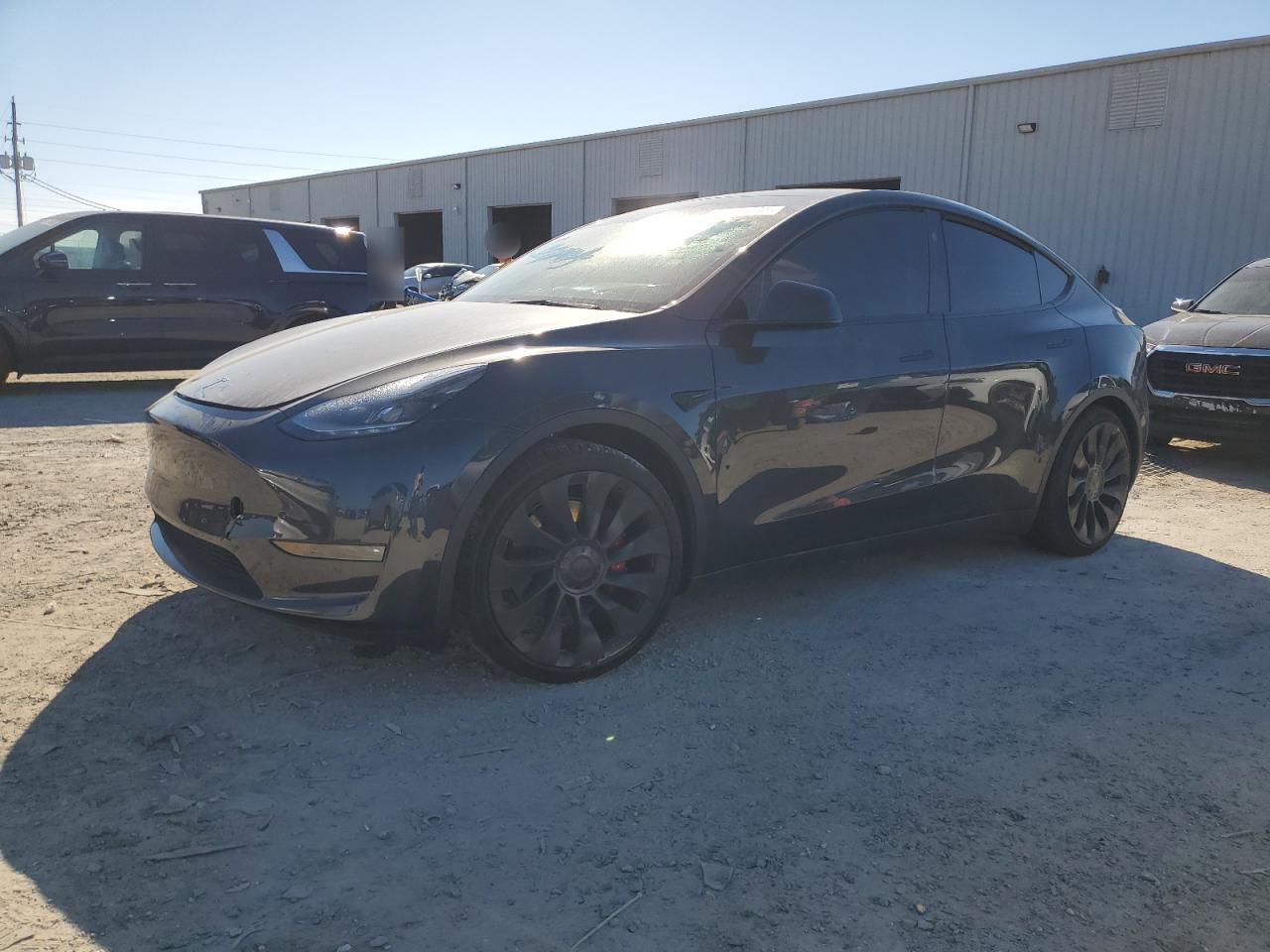 7SAYGDEF6RF054133 TESLA MODEL Y 2024