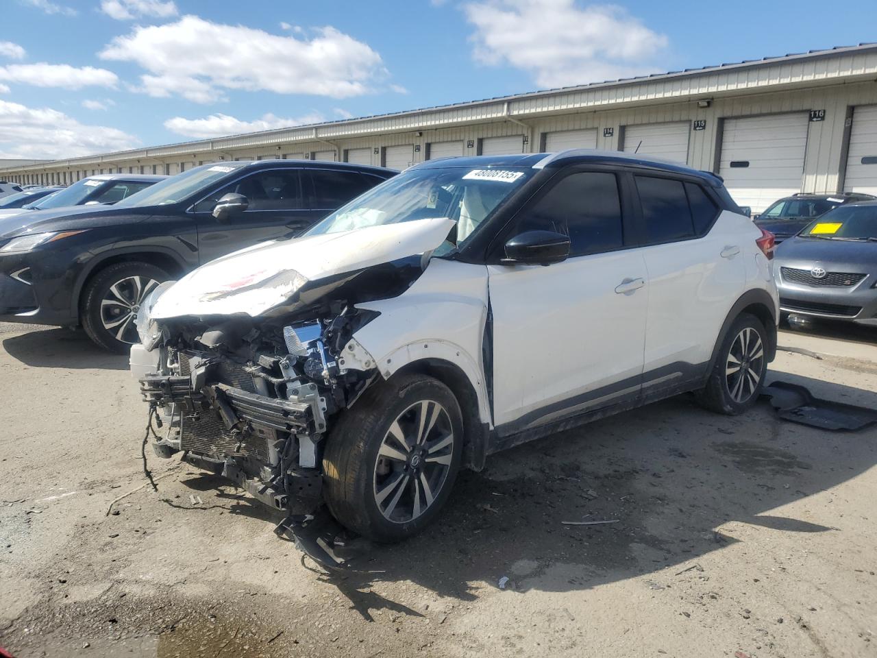 NISSAN KICKS SR