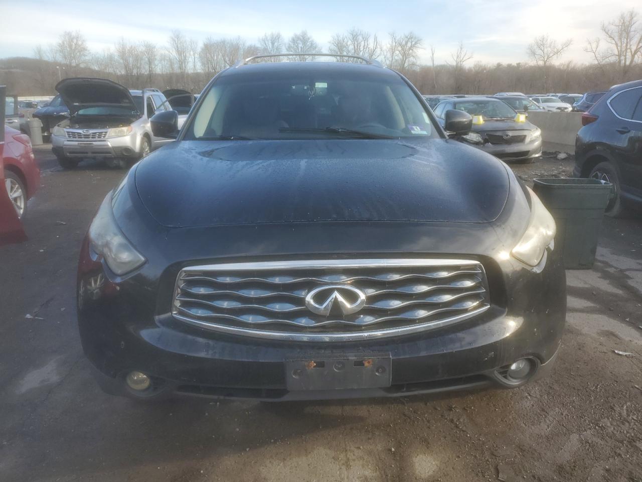INFINITI FX35