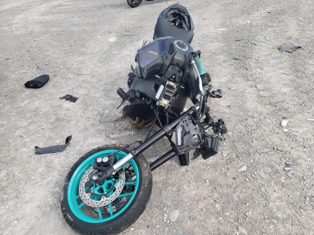 YAMAHA MT09 2024 gray  gas JYARN94E6RA000641 photo #3