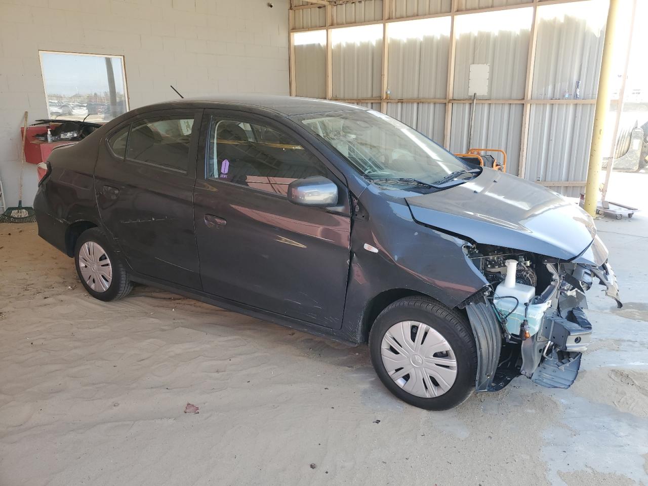 MITSUBISHI MIRAGE G4 ES