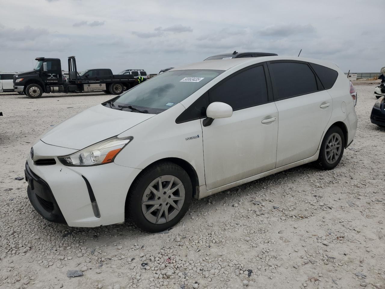 TOYOTA PRIUS V