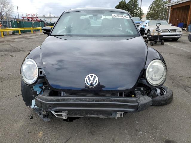 2018 VOLKSWAGEN BEETLE SE 3VWJD7AT8JM702296