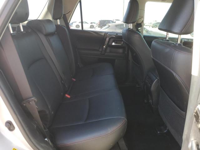 2022 TOYOTA 4RUNNER SR - JTERU5JR7N6008778