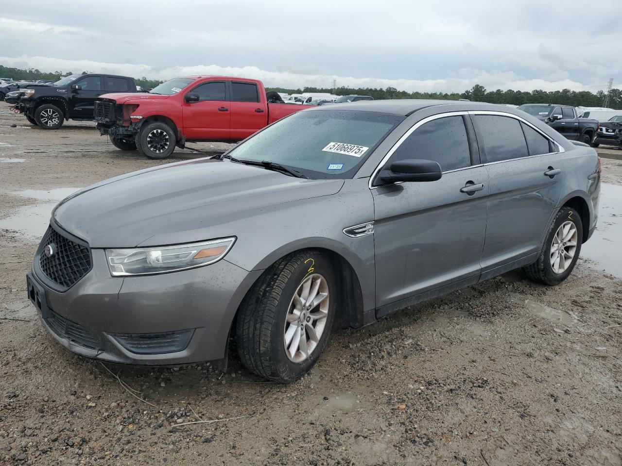 FORD TAURUS SE