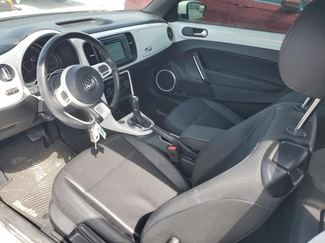 2018 VOLKSWAGEN BEETLE SE 3VWJD7AT9JM701884