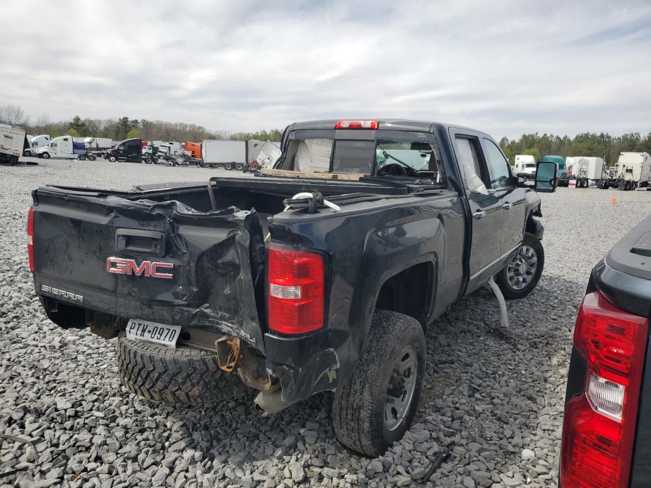 GMC SIERRA K2500 DENALI