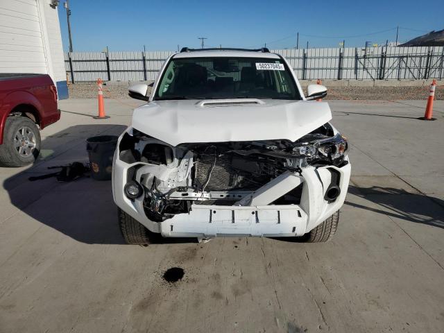 2022 TOYOTA 4RUNNER SR - JTERU5JR5N6084905