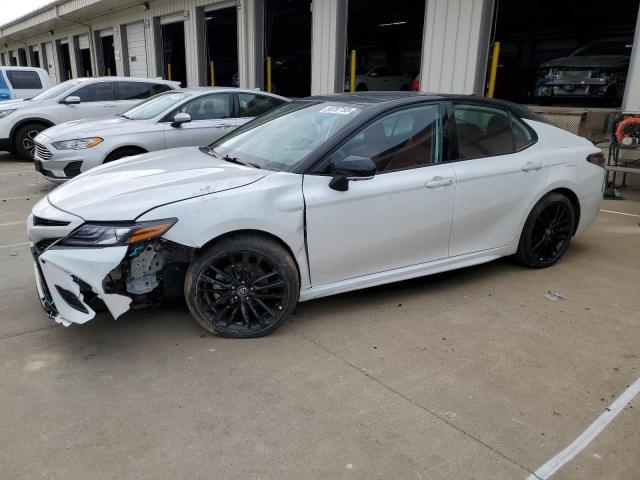 TOYOTA CAMRY XSE