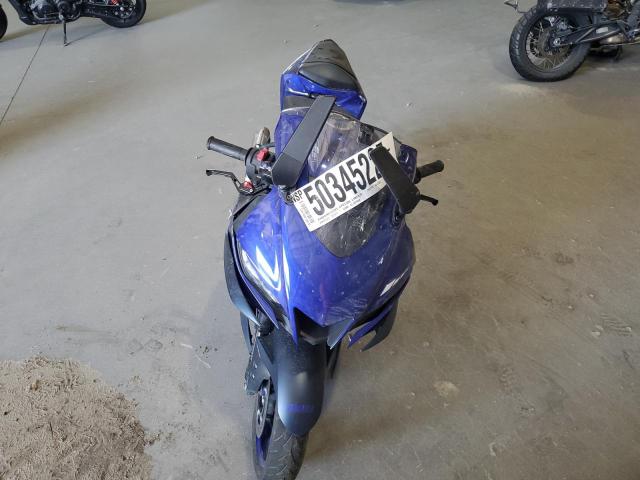YAMAHA YZFR3 A 2023 blue  gas MH3RH18Y2PK009413 photo #3