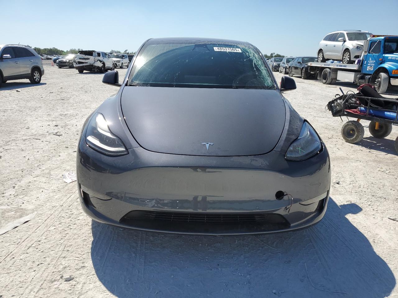 Tesla Model y 2022