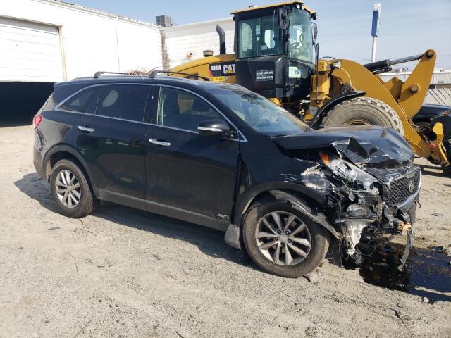 2018 KIA SORENTO LX 5XYPGDA32JG402611
