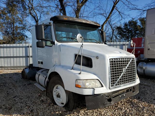 VOLVO VNM