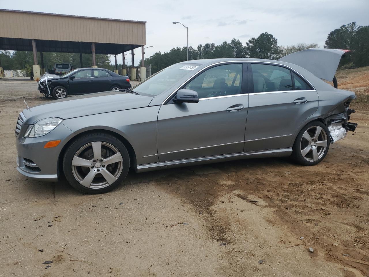 MERCEDES-BENZ E-CLASS 350