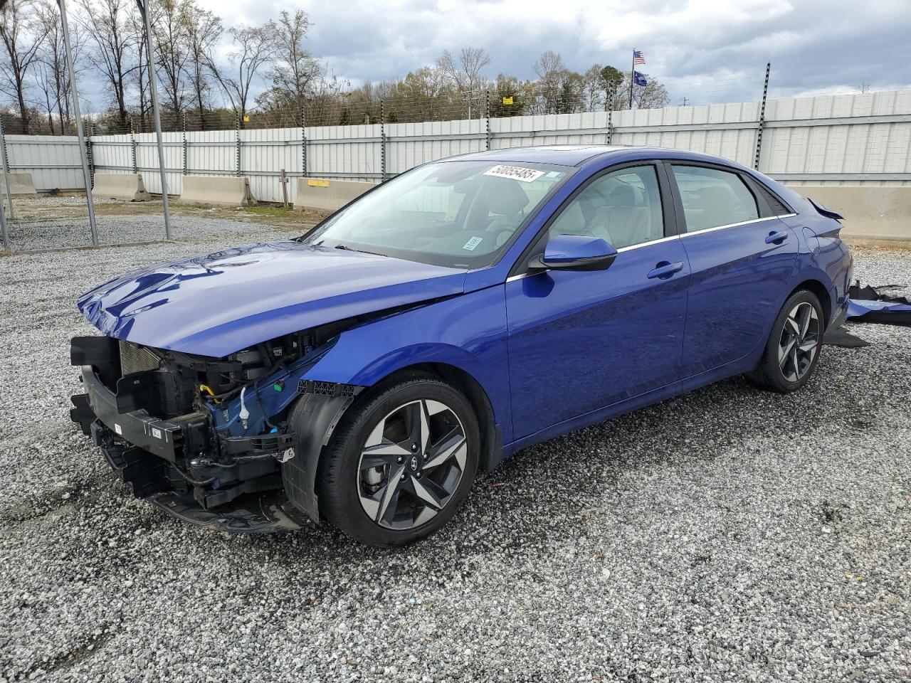 HYUNDAI ELANTRA LIMITED