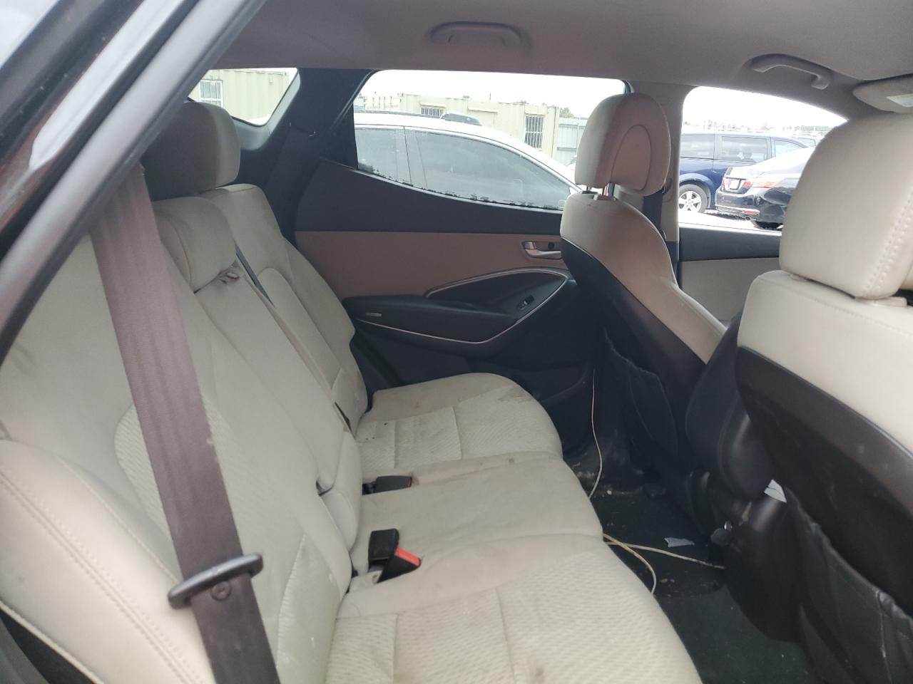 Lot #3203779929 2017 HYUNDAI SANTA FE S