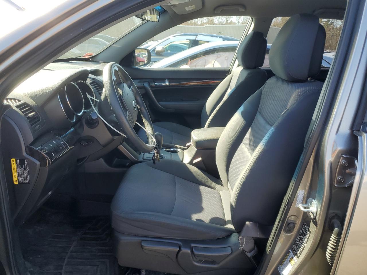 Lot #3302902898 2011 KIA SORENTO BA