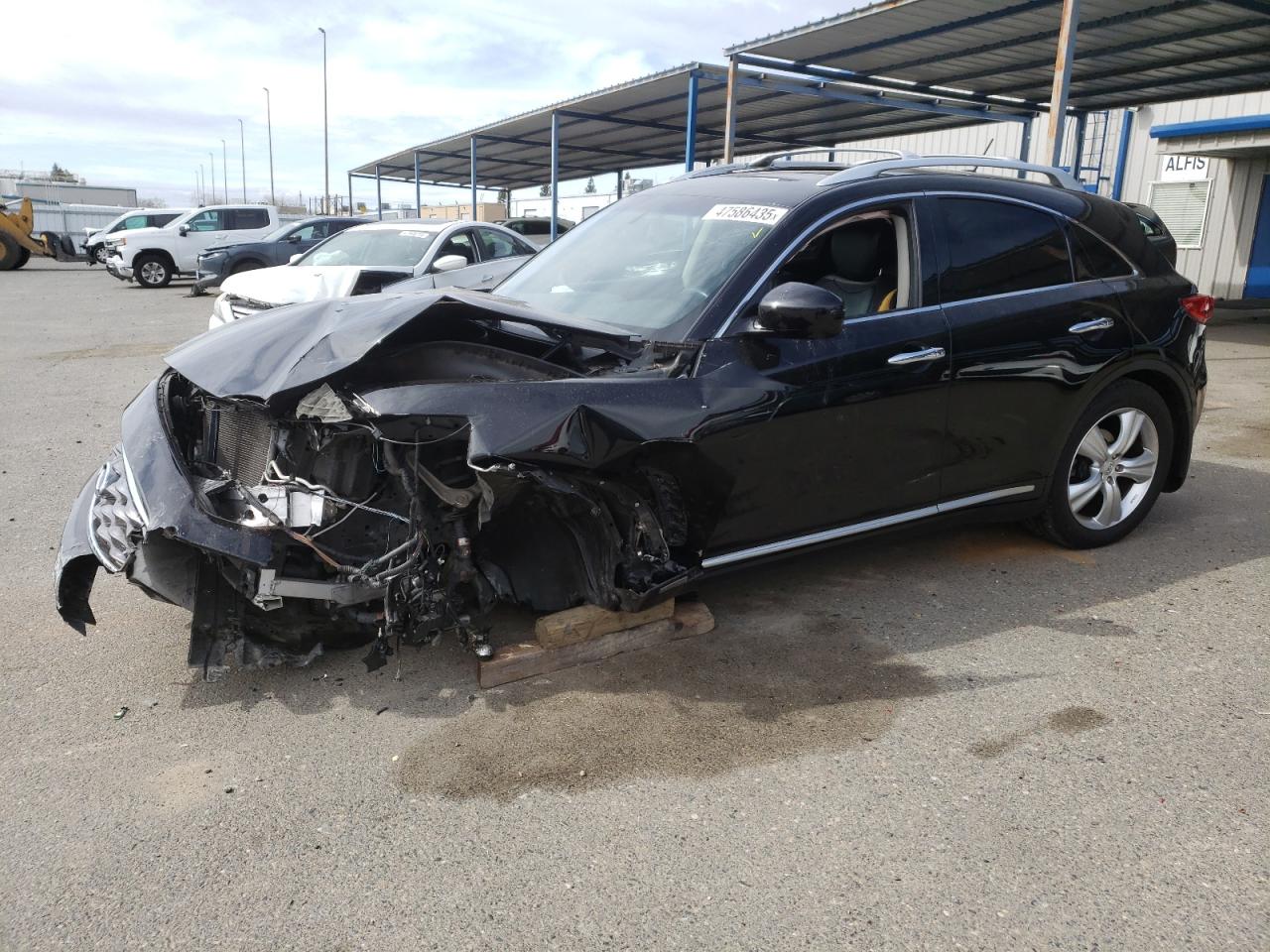 INFINITI FX35