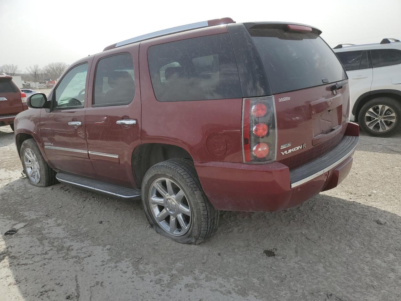 GMC YUKON DENALI