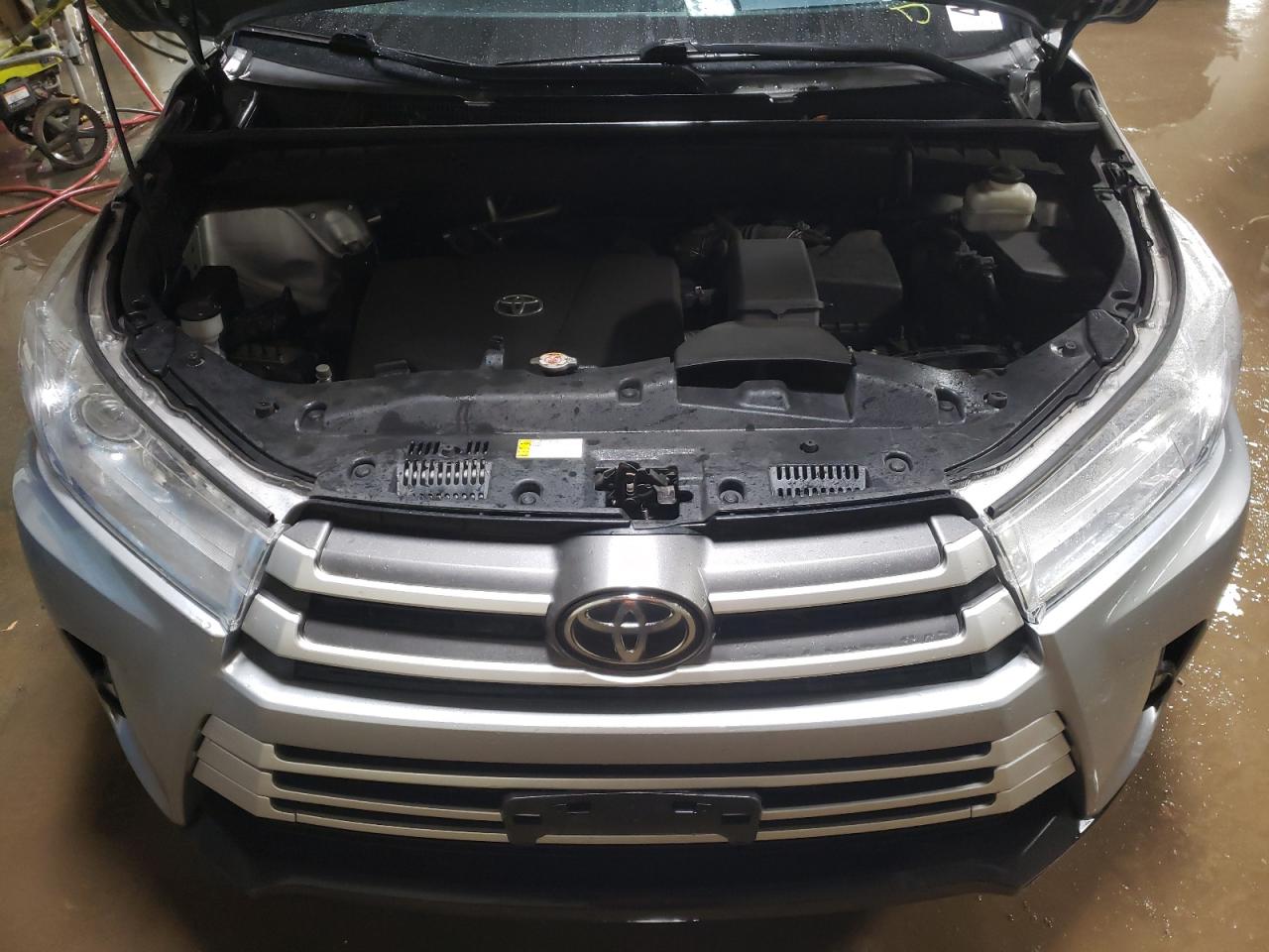 Toyota Highlander 2019
