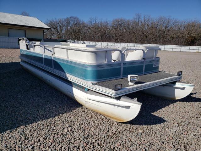 crestliner BOAT