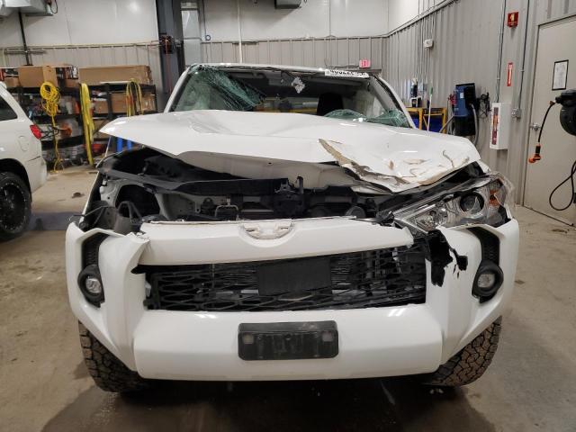 2022 TOYOTA 4RUNNER SR JTEMU5JR9N6017640