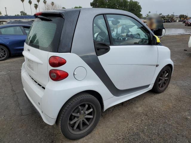 SMART FORTWO PUR 2014 white  gas WMEEJ3BAXEK745569 photo #4
