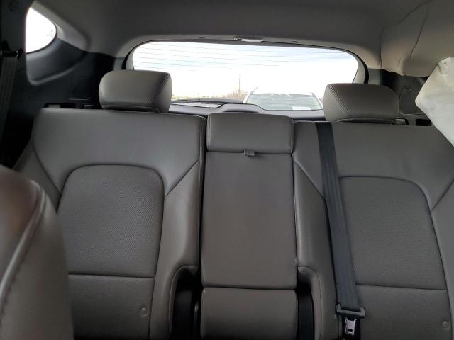2018 HYUNDAI SANTA FE S - 5XYZUDLA8JG549884