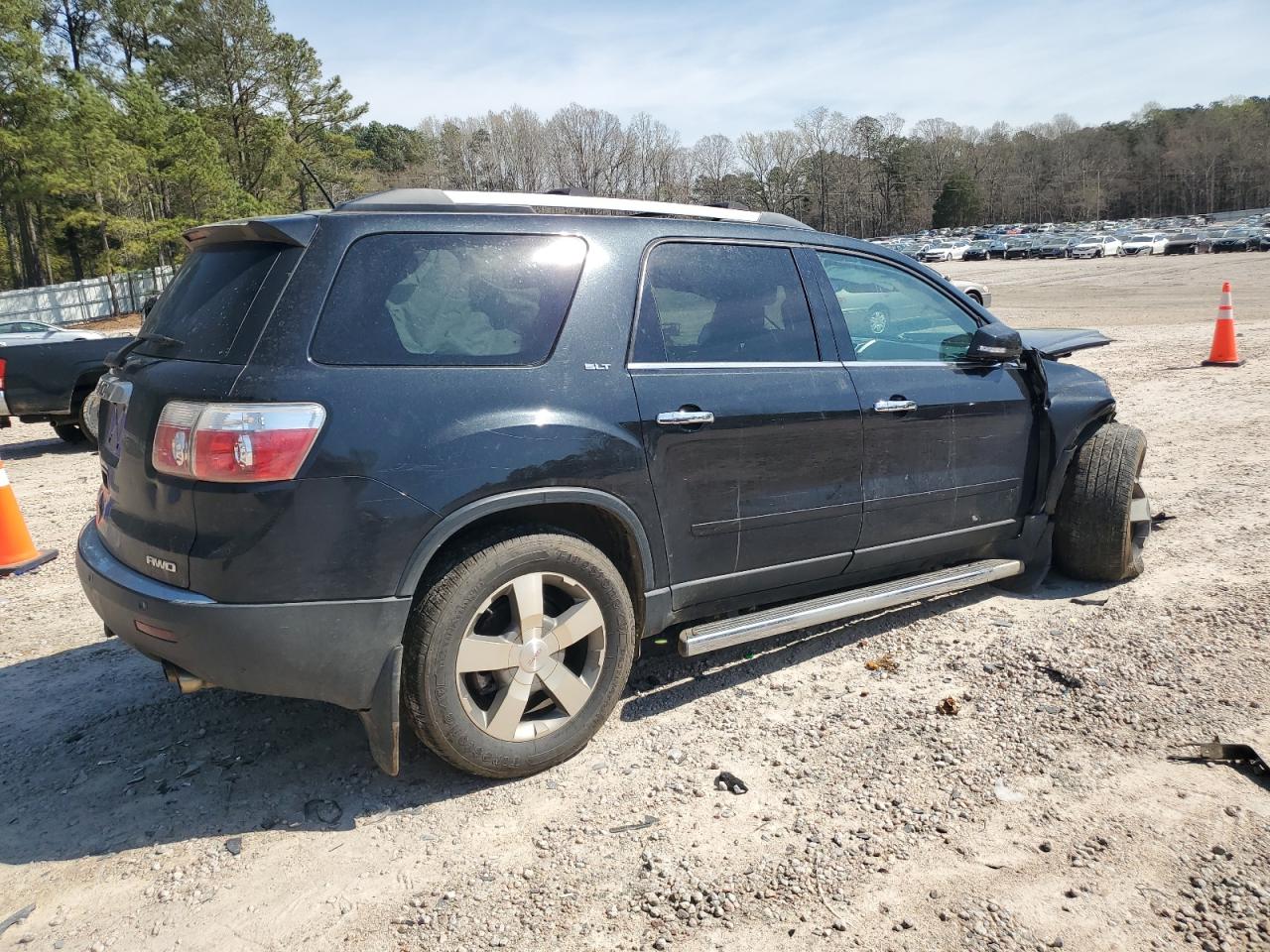 GMC ACADIA SLT-1