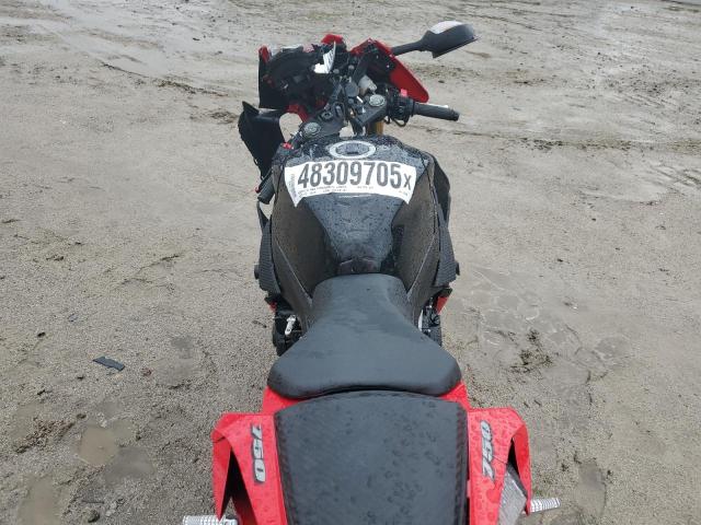 2014 SUZUKI GSX-R750 - JS1GR7MA8E2100109