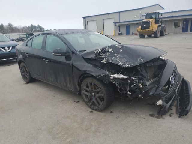 Vin: yv140mtlxj2451774, lot: 47715365, volvo s60 dynamic 20184