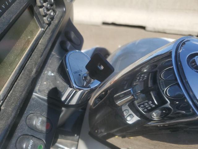 2013 HARLEY-DAVIDSON FLHTCU ULT 1HD1FCM1XDB692610