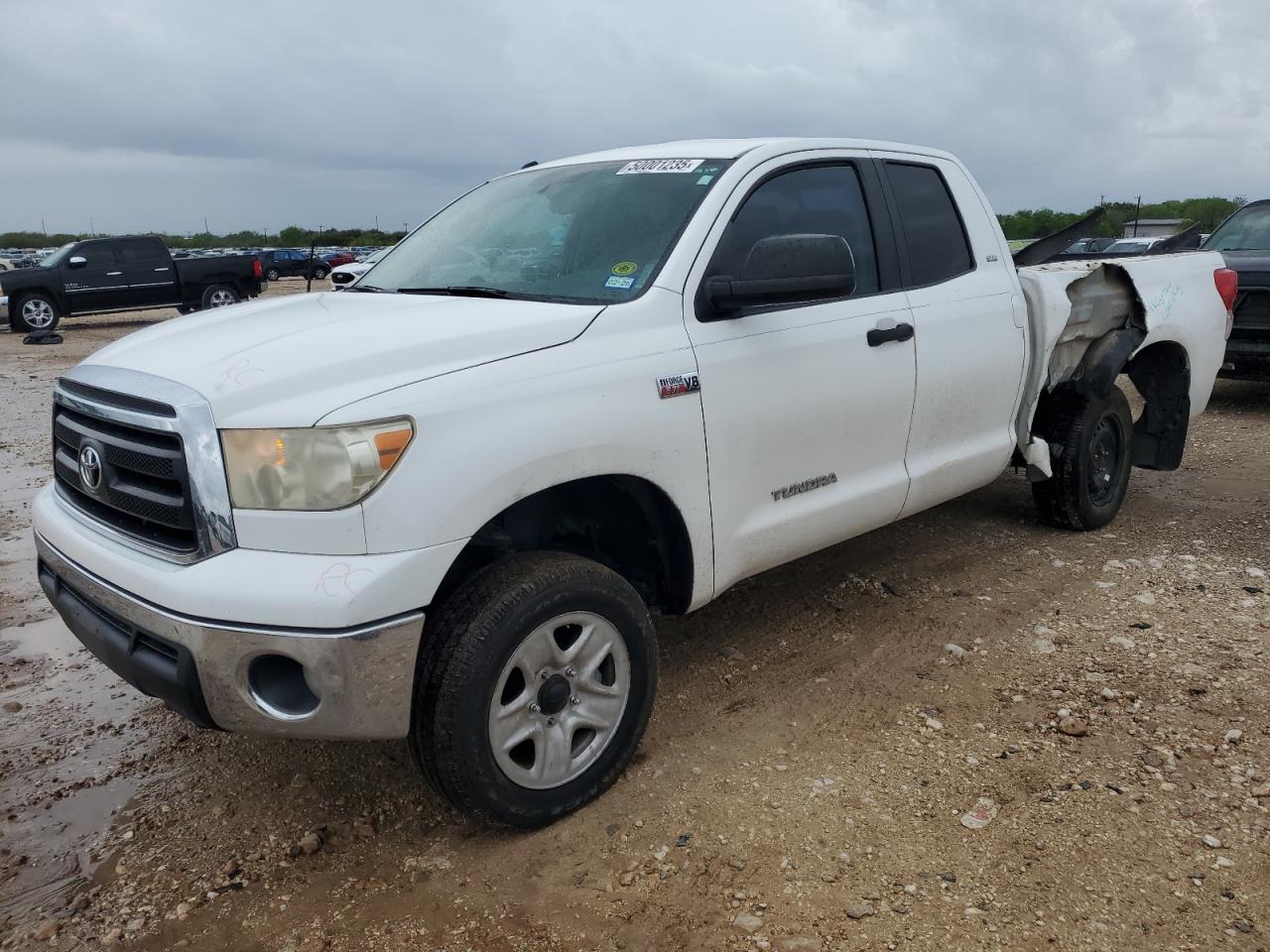 TOYOTA TUNDRA DOUBLE CAB SR5