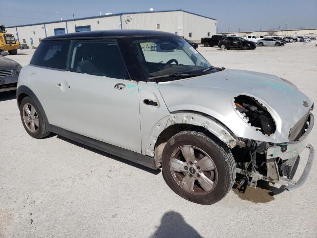 Vin: wmwxp5c31h2f60901, lot: 49279985, mini cooper 20174