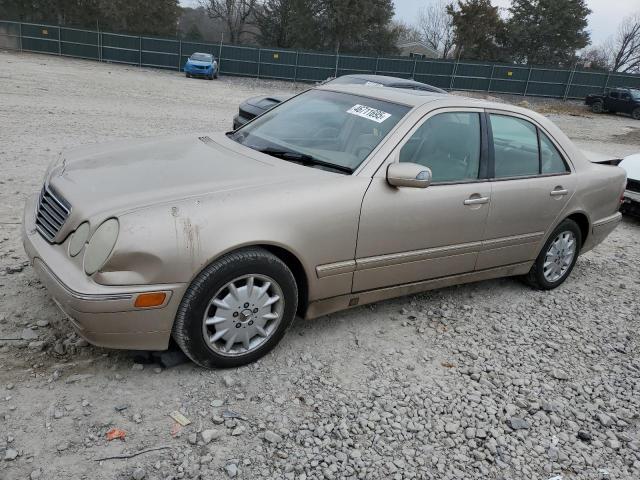MERCEDES-BENZ E 320