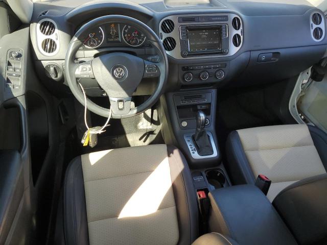 2017 VOLKSWAGEN TIGUAN WOL - WVGSV7AX4HK004207