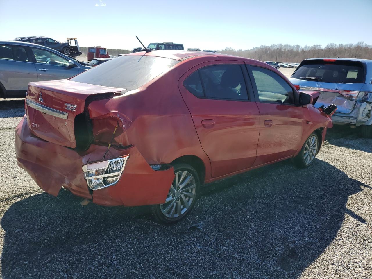 MITSUBISHI MIRAGE G4 ES