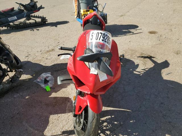 DUCATI PANIGALE V 2024 red  gas ZDMDAGWW8RB011417 photo #3