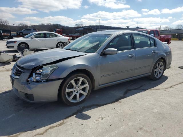 NISSAN MAXIMA SE