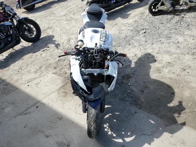 2025 SUZUKI GSX-R600 JS1GN7FA1S7100444