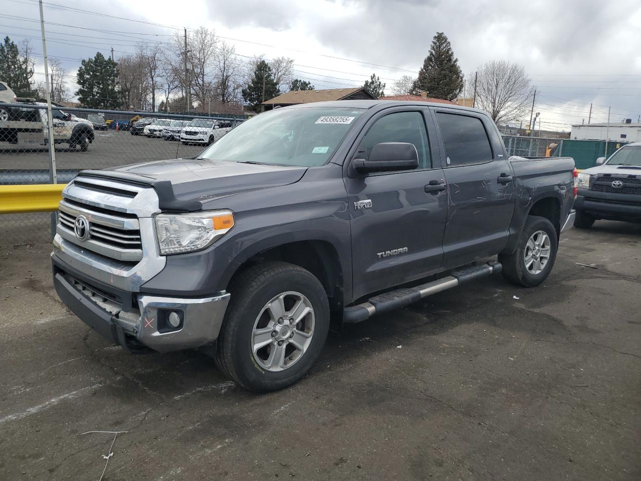 TOYOTA TUNDRA CREWMAX SR5