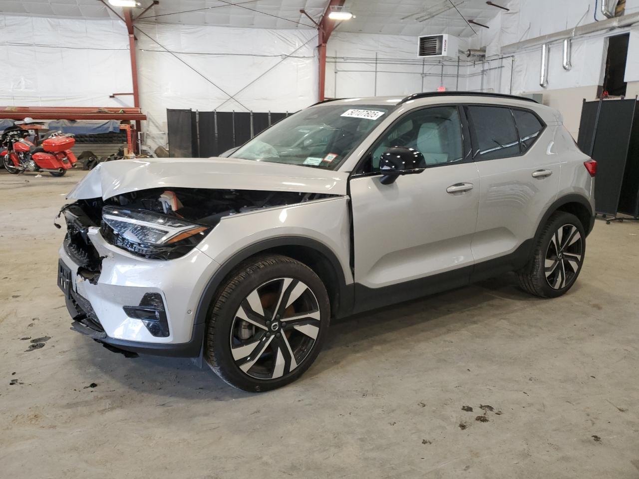 YV4L12UM4R2213891 VOLVO XC40 ULTIM 2024