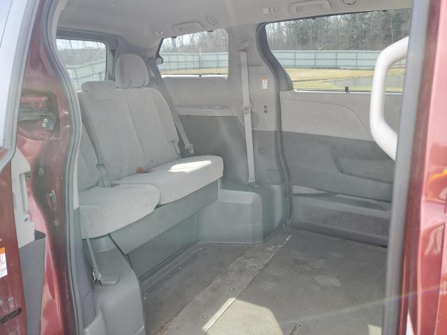 2017 TOYOTA SIENNA LE - 5TDKZ3DC2HS814633