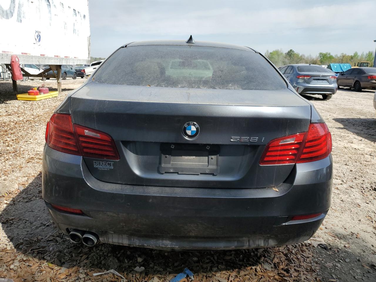 BMW 528 i 2016 фото - 6 BMW 528 i 2016