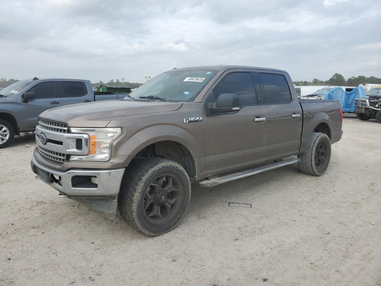 FORD F-150 SUPERCREW